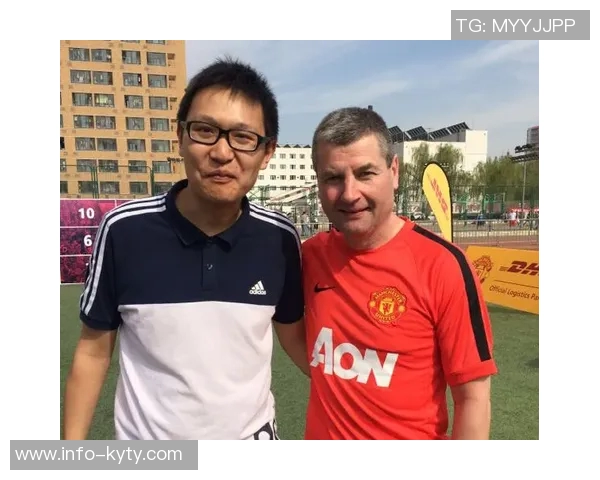 庆祝丹尼斯埃尔文60岁生日曼联社交媒体送上温馨祝福 庆祝丹尼斯埃尔文60岁生日曼联社交媒体送上温馨祝福