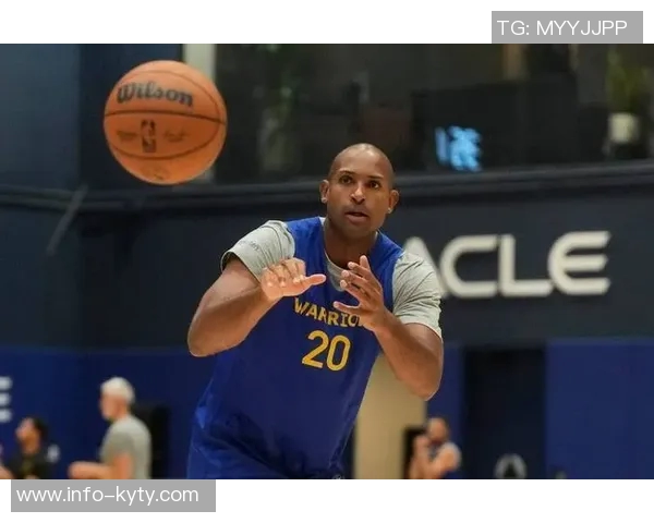 勇士客场挑战雷霆库里复出助力球队霍福德出战存疑引关注 勇士客场挑战雷霆库里复出助力球队霍福德出战存疑引关注