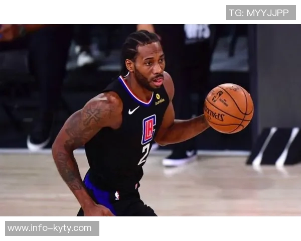 小卡上半场表现抢眼两分全中三分稍显失准罚球稳健贡献17分