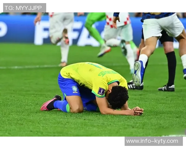 马尔基尼奥斯全场表现出色六次解围两次拦截抢断贡献显著